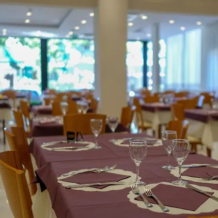 Hotel Astra 3*